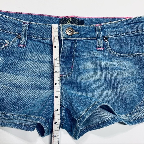 Forever 21 teen girls 14-16Y jean shorts - Picture 5 of 6